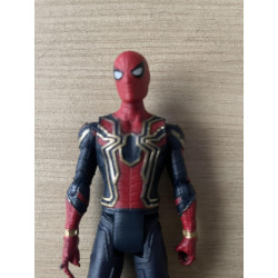 FIGURA DE ACCIÓN Iron Spider - Marvel Vengadores