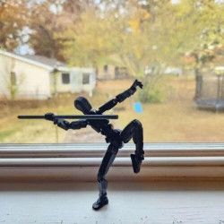 Figura de acción DANONI Titan13
