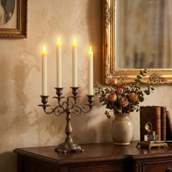 VELAS CÓNICAS DE COLOR MARFIL - GenSwin