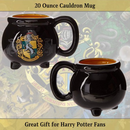 Silver Buffalo HP11833D Harry Potter Hogwarts - Taza de cerámica, diseño 3D esculpido con brillos y la imagen de un escudo de