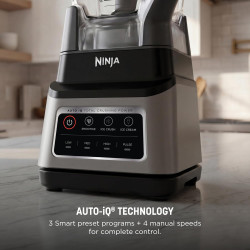 Ninja BN701 licuadora profesional Plus con auto iQ y 64 onzas.
