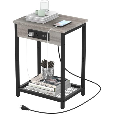 Mesita de noche con estación de carga, mesa auxiliar para dormitorio con puertos USB y tomacorrientes, soporte moderno para