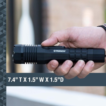 SABRE Ruger - Pistola aturdidora 2 en 1 y linterna, carga de 1.460 μC, luz LED de 120 lúmenes, modos de luz alta, baja y