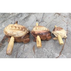 Instrumentos de percusión tailandesa vintage ranas