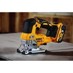 DEWALT Sierra de calar | Con motor inalambrico y sin escobillas