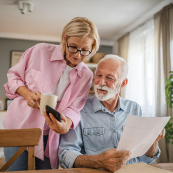 Audien Atom One - Audífonos OTC | Pequeños y discretos