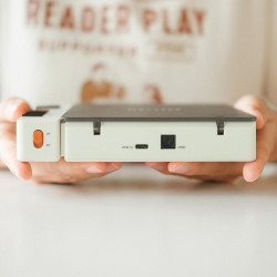 R300 Reproductor de CD Bluetooth Portátil | Reproductor de CD sin necesidad de cables