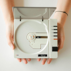 R300 Reproductor de CD Bluetooth Portátil | Reproductor de CD sin necesidad de cables