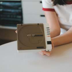 R300 Reproductor de CD Bluetooth Portátil | Reproductor de CD sin necesidad de cables