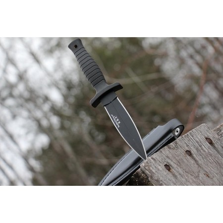 Smith & Wesson SWHRT9B - Cuchillo de hoja fija SS de alto carbono de 9 pulgadas con hoja de doble borde de 4.7 pulgadas y mango